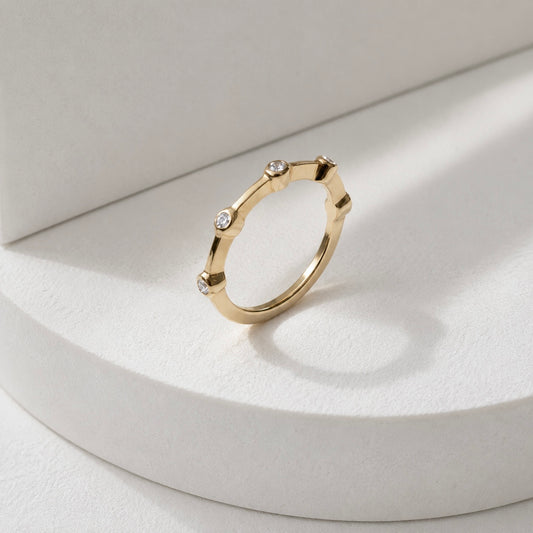 5 Diamonds Ring