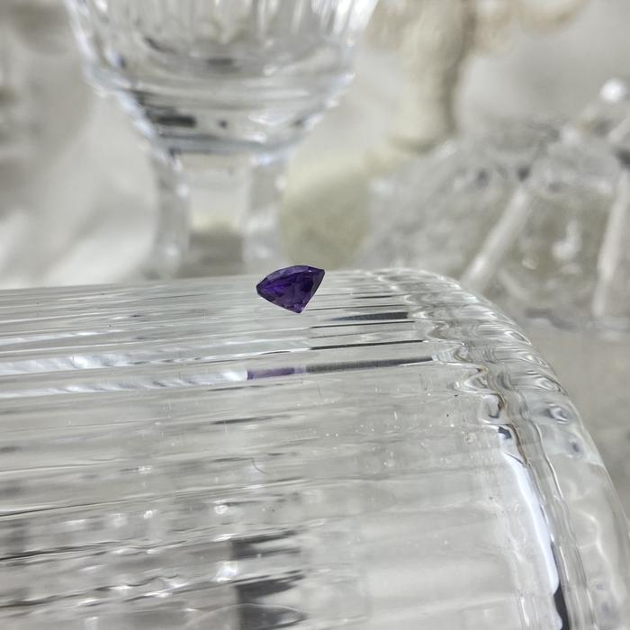 Dark Amethyst Round 6mm natural