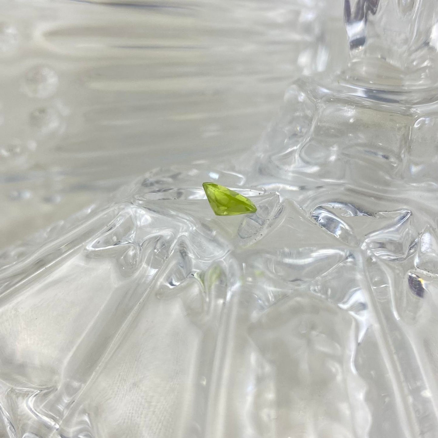 Peridot Round 7mm natural