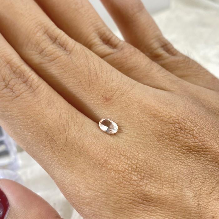 Morganite Oval 6x4mm natural
