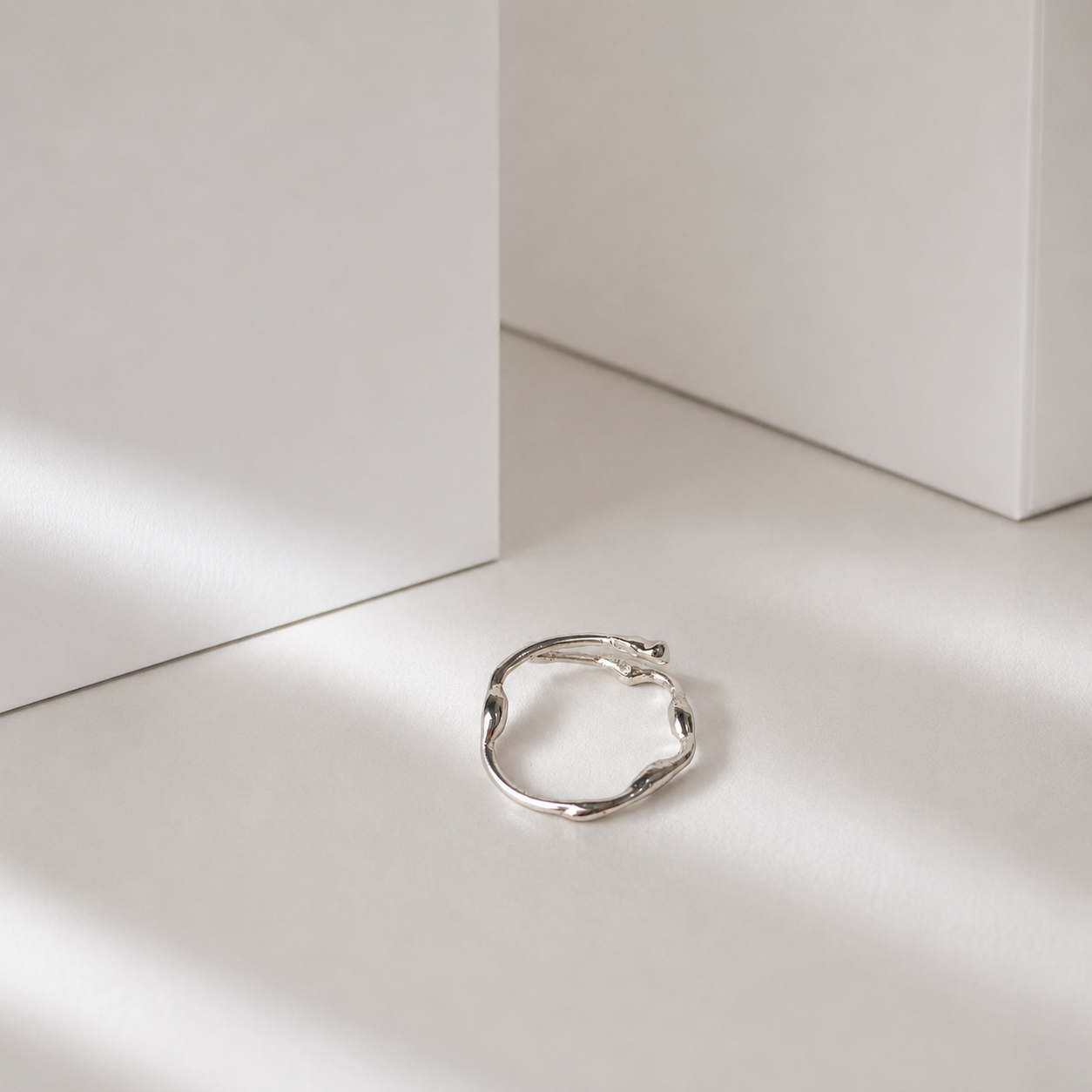 Akar Ring
