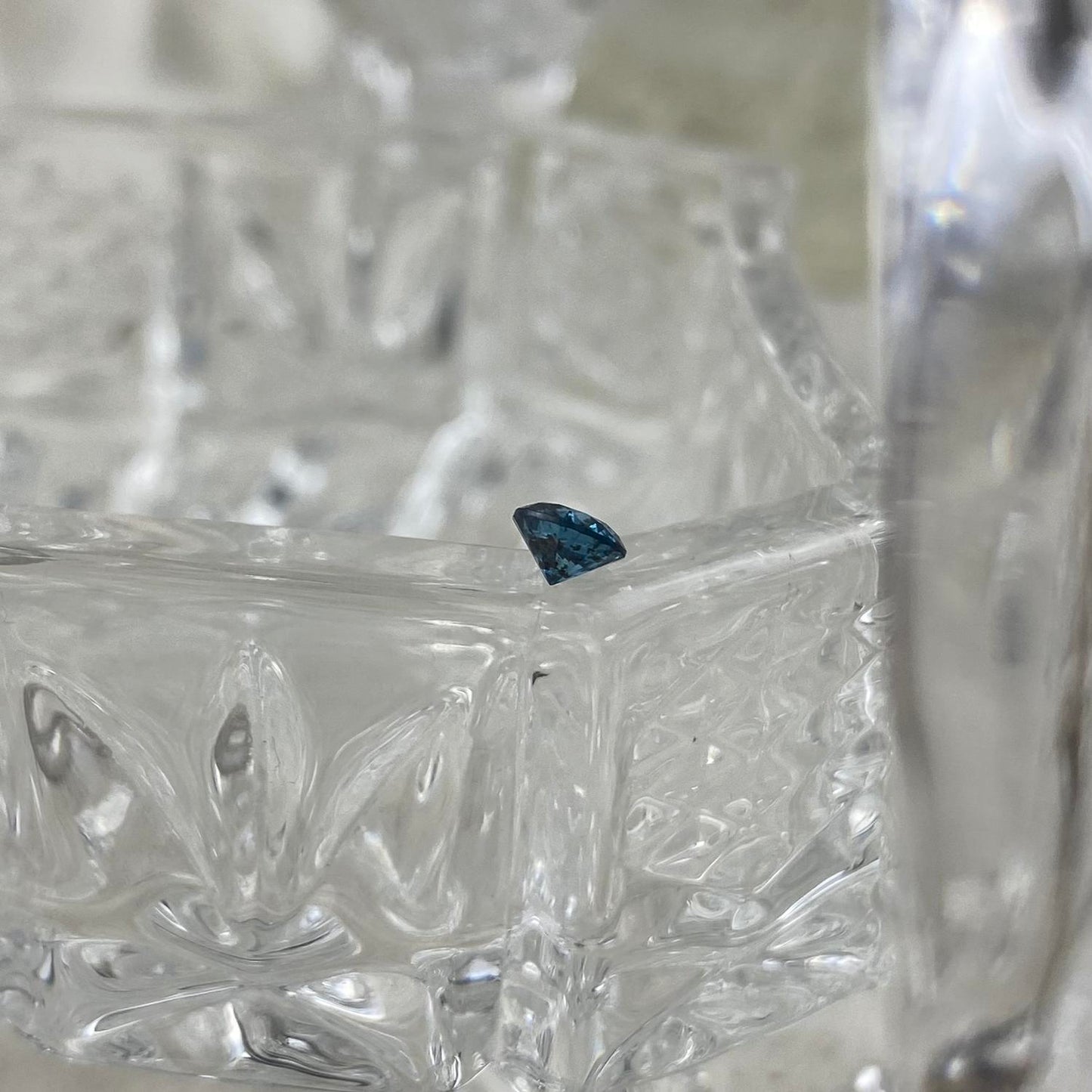 Blue Diamond Round 4,5mm 0,44 ct