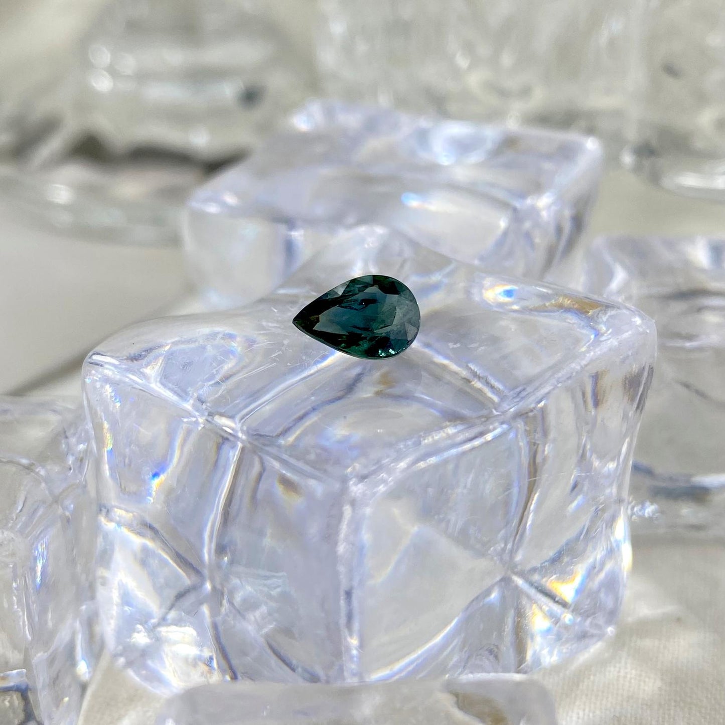 Teal Sapphire Pear 1,19ct 7,7 x 5,6mm