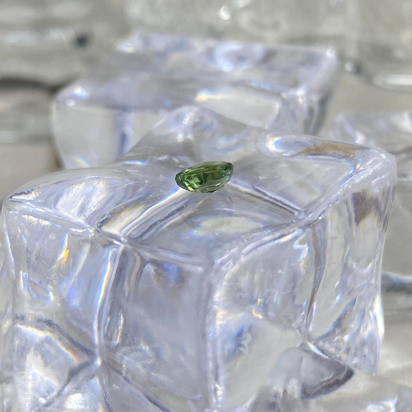 Teal Sapphire Oval 0,53ct 5x4mm