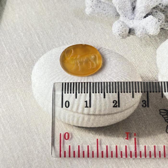 Gugalanna Carnelian Intaglio Oval 15 x 12,5 mm