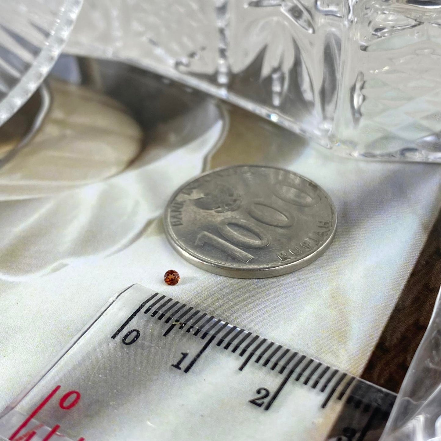 Red Garnet Round 2mm natural