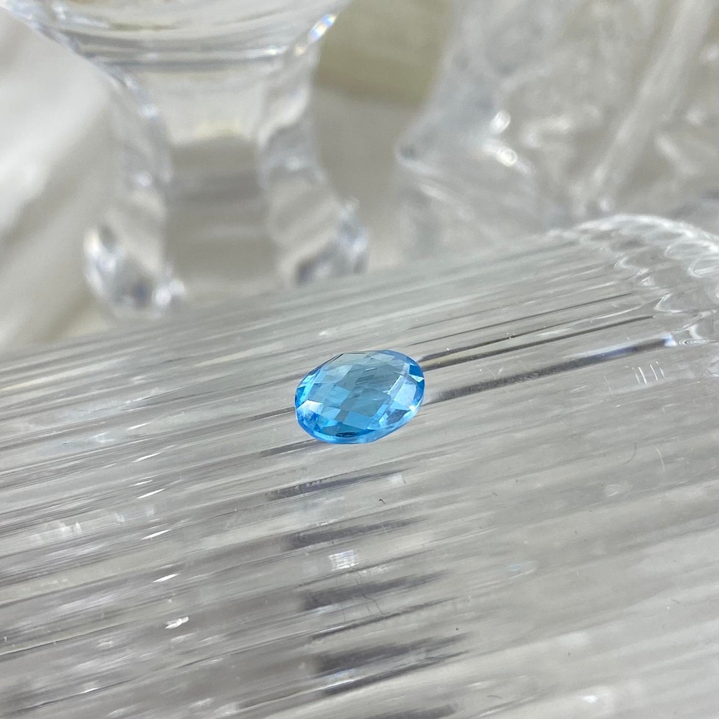 Blue Topaz Checkerboard Oval 8x6mm