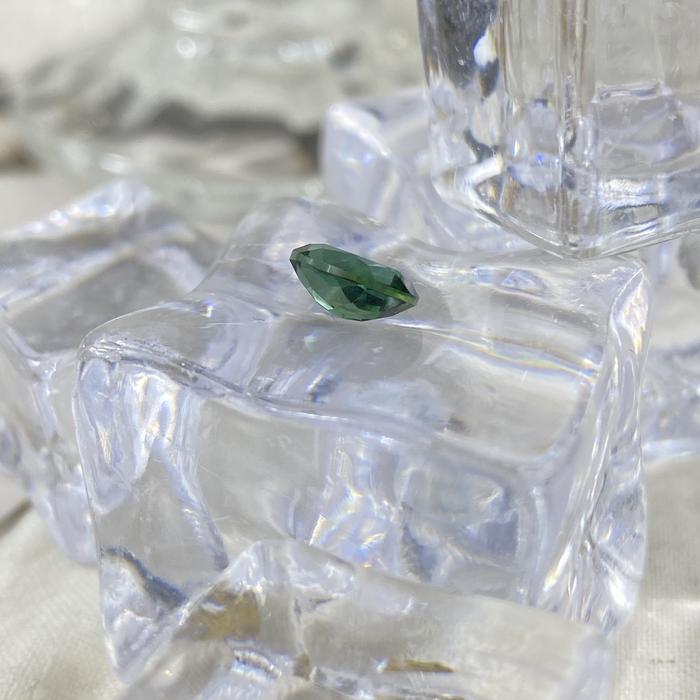 Green Quartz Octagon Oval 8x6mm