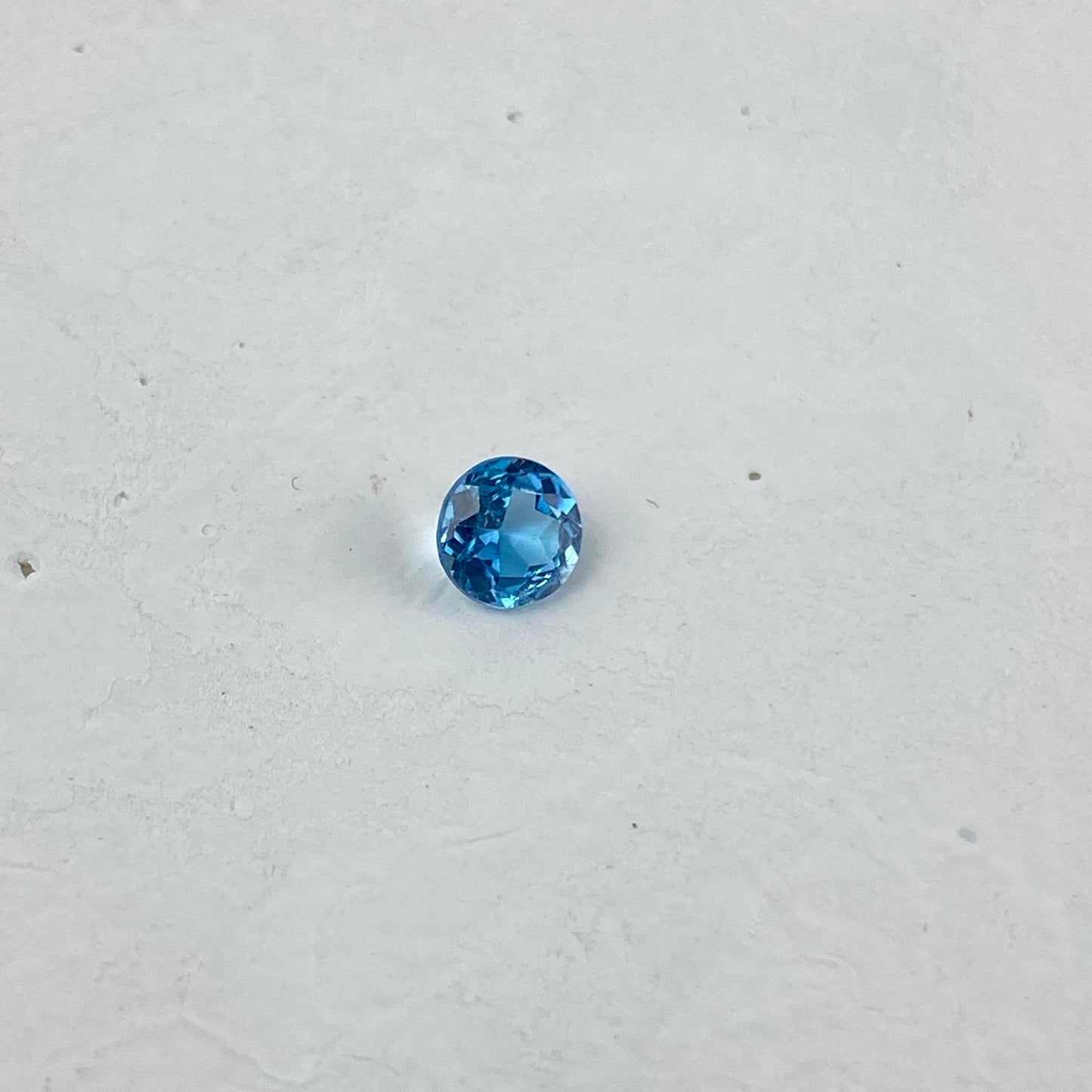 Natural Blue Topaz 5mm