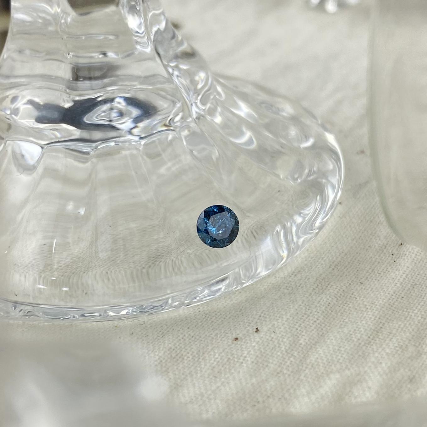Blue Diamond Round 4,5mm 0,44 ct