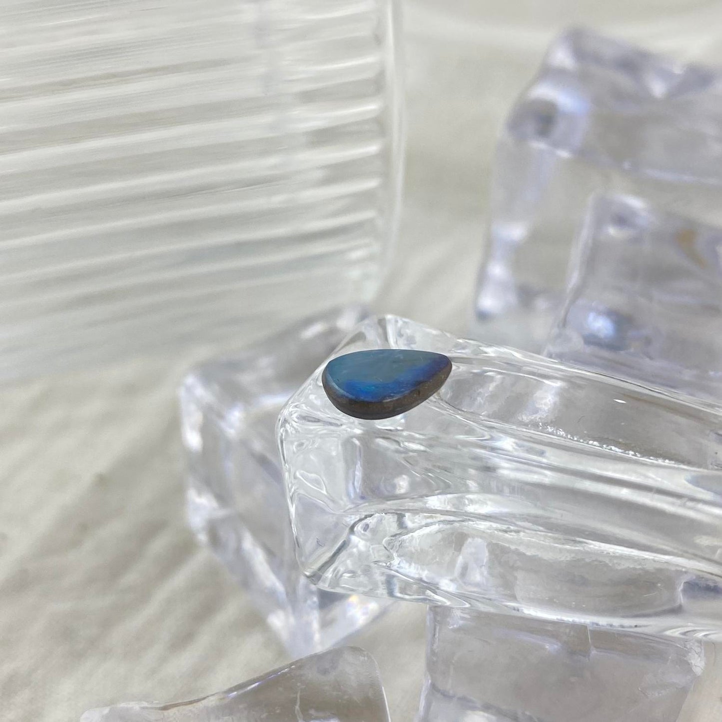 Boulder Doublet Opal Pear 8x5 mm