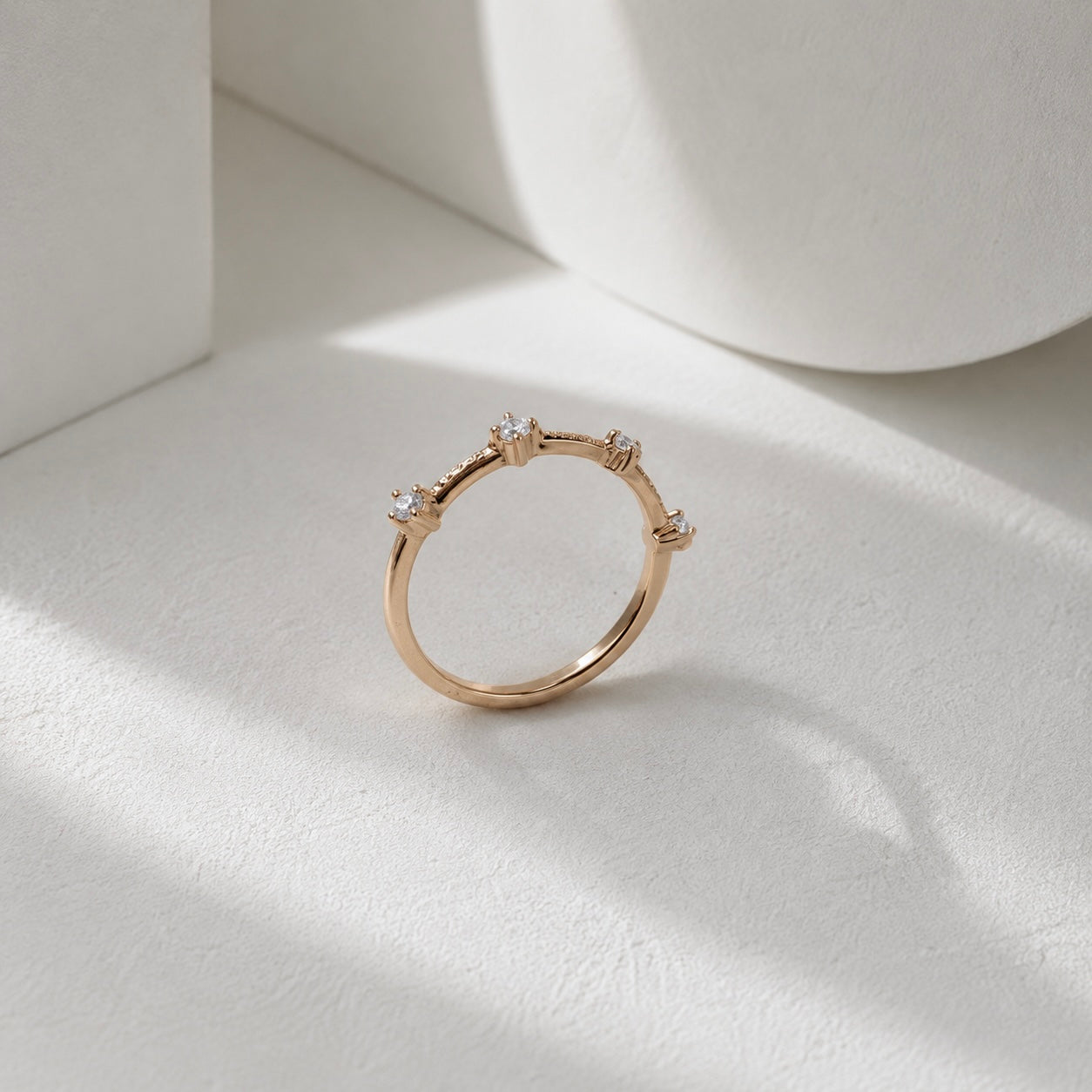 4 Diamonds Ring