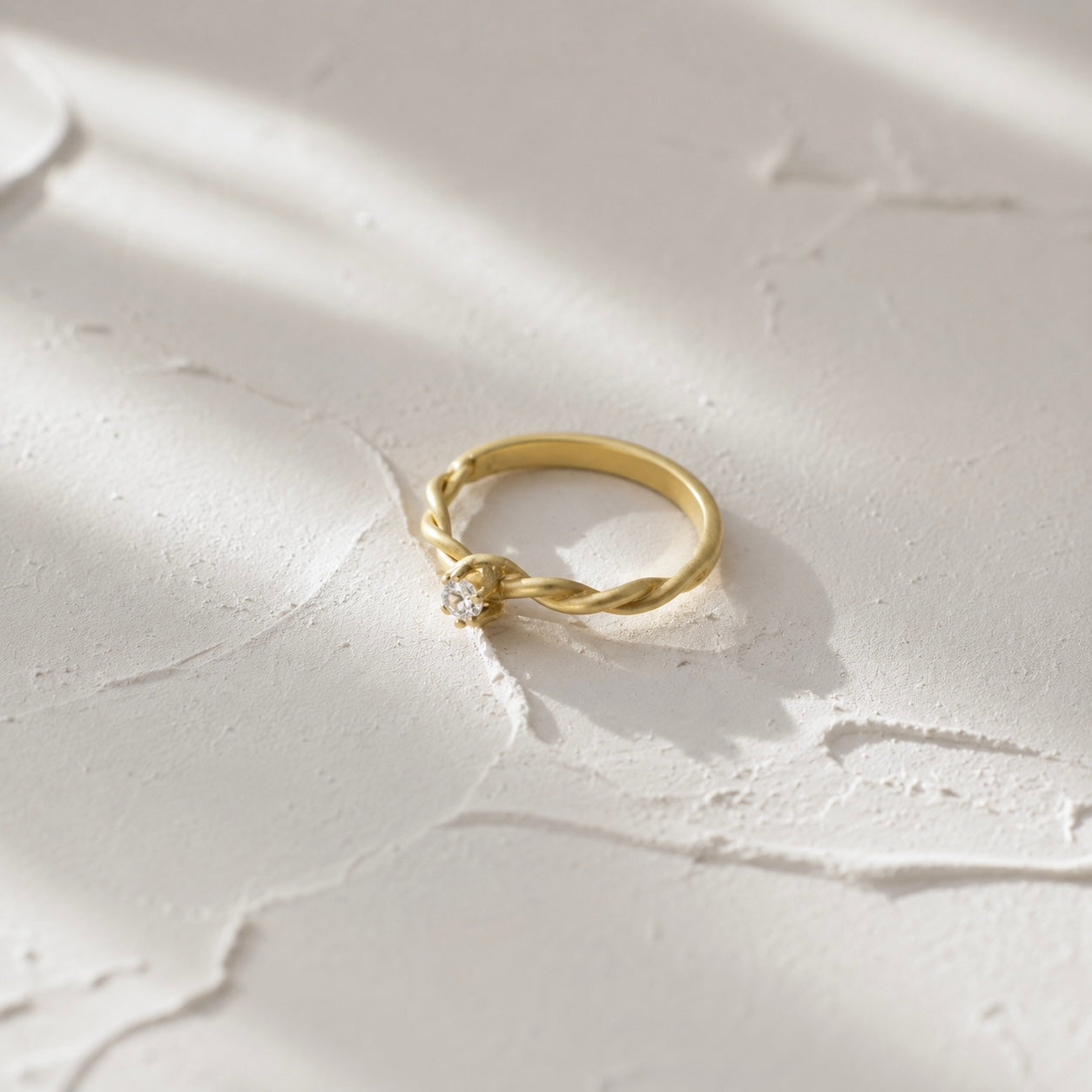 Silang Ring Gold Doff