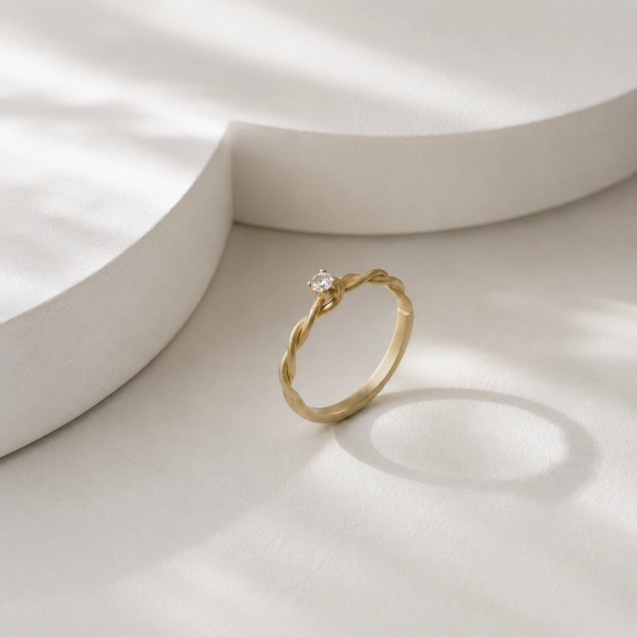 Silang Ring Gold Doff