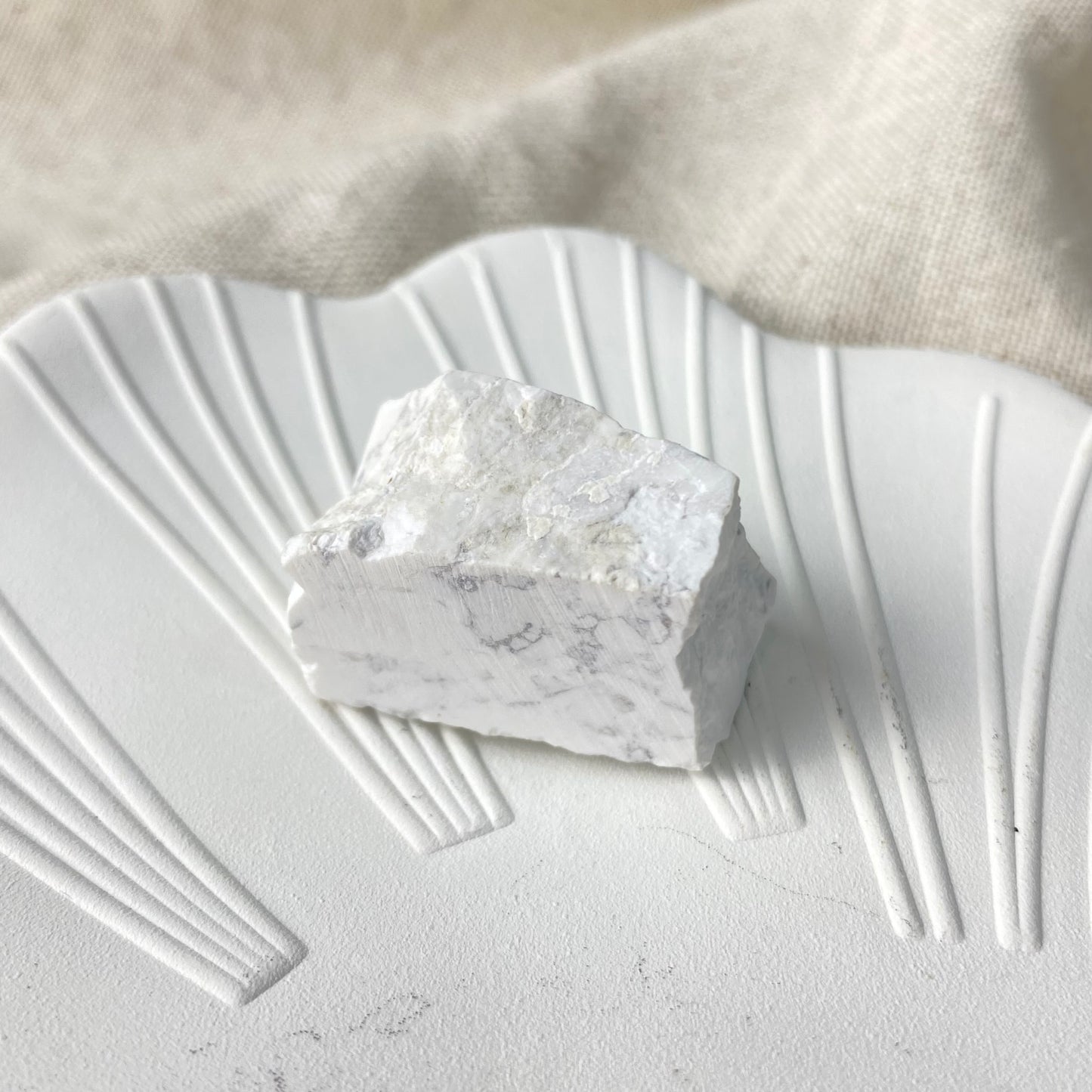 Howlite Rough