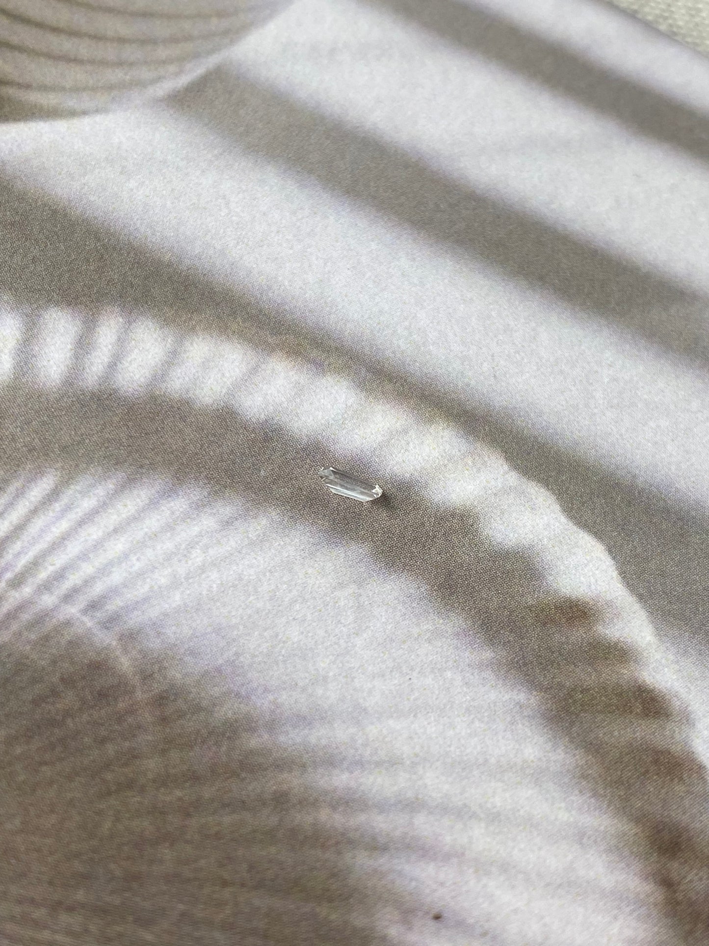 Tappered Moissanite 2x4 mm
