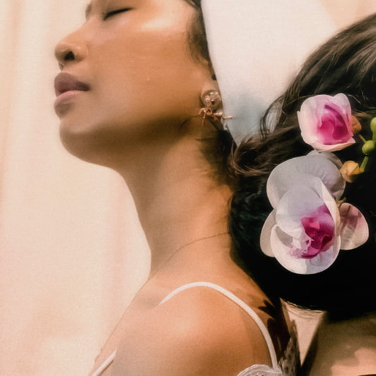 Ikebana Ear Stud