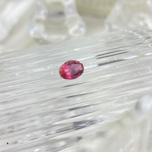 Pink Tourmaline Oval 7x5x3mm