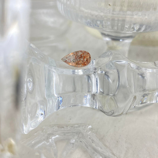 Sunstone Pear 2,25 ct 11,8 x 6,8 x 5,1 mm