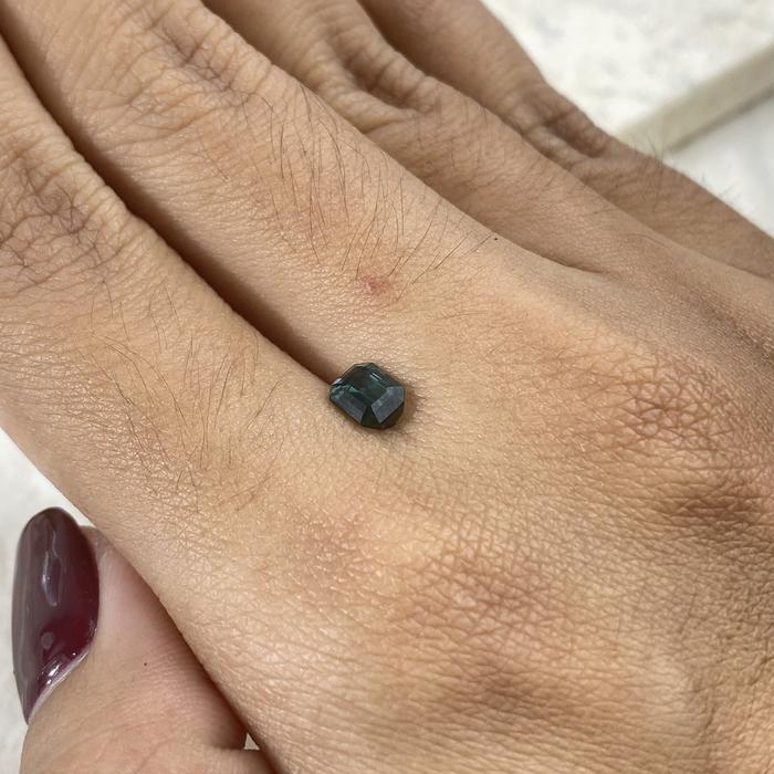 Green Tourmaline Octagon 5,8 x 4,3 x 3mm