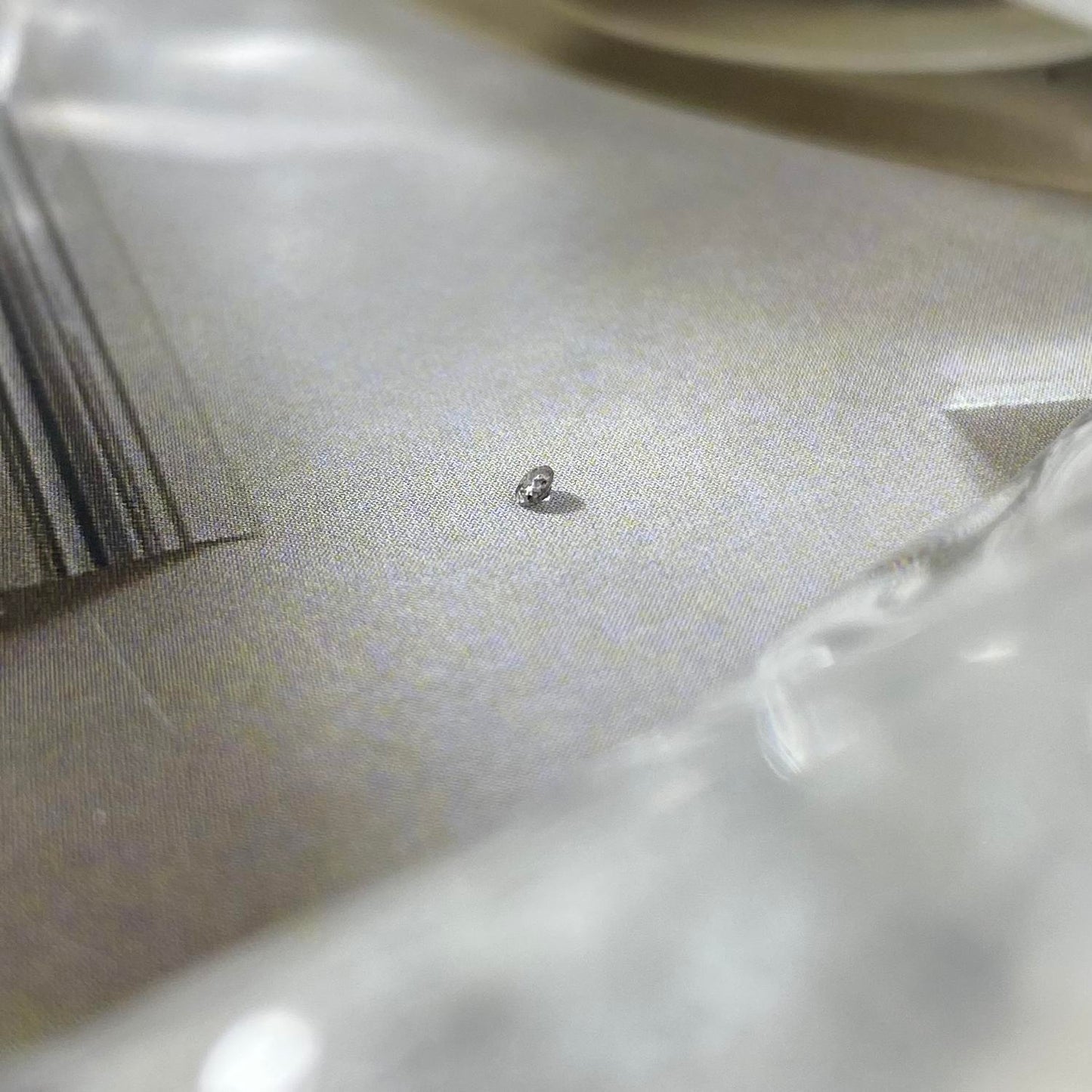 Salt Pepper Diamond Round 1,5mm