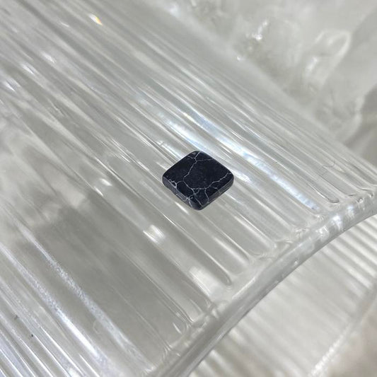 Black Howlite Square 6x6 mm