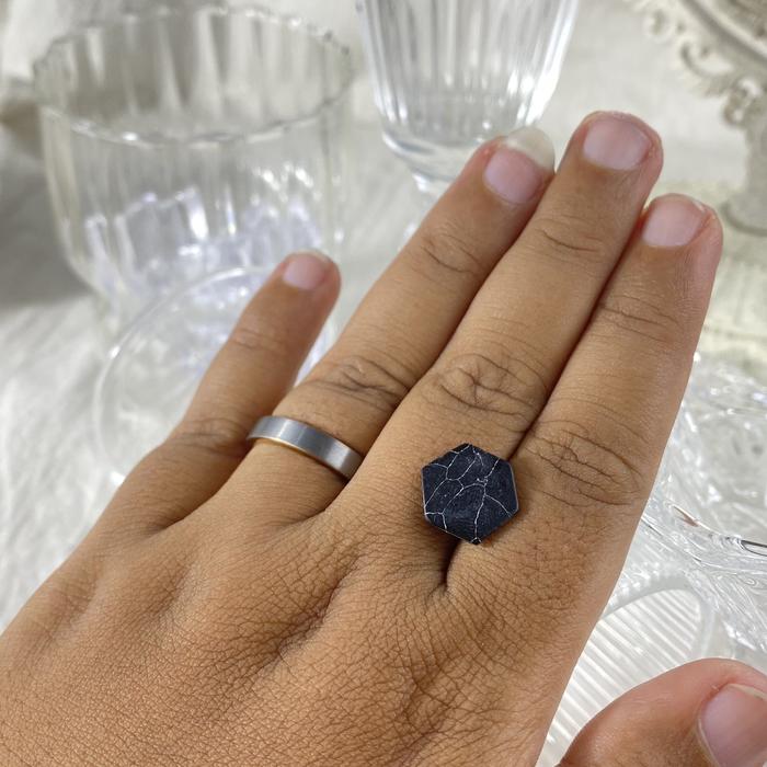 Black Hexagon Howlite 14mm