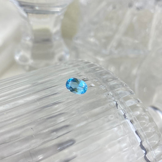 Blue Topaz Oval 6x4mm natural