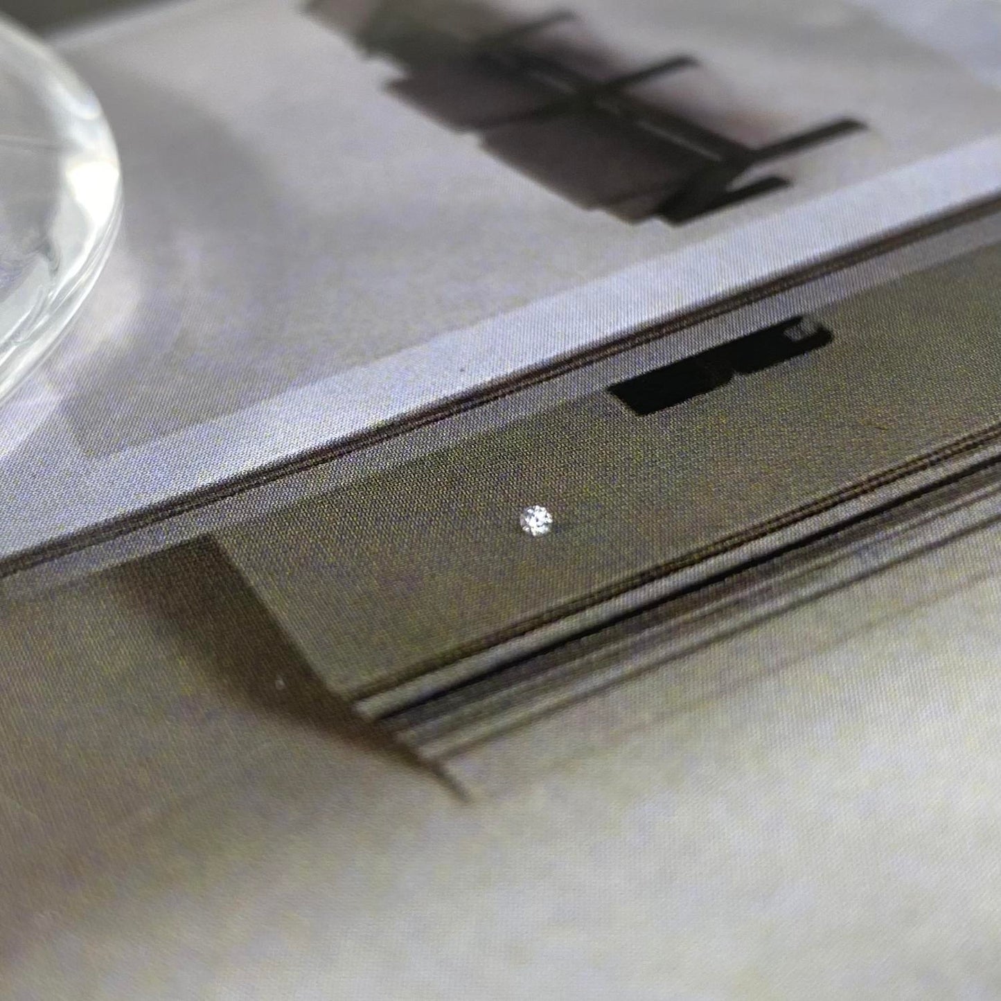 Moissanite Round 1mm good